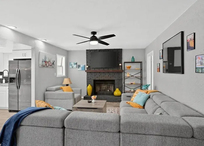 Sunstone Oasis Retreat Holiday home *